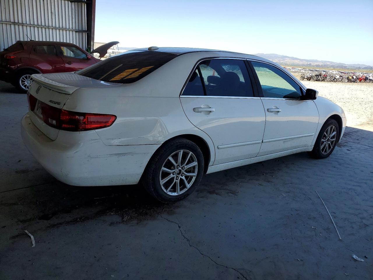 2005 HONDA ACCORD