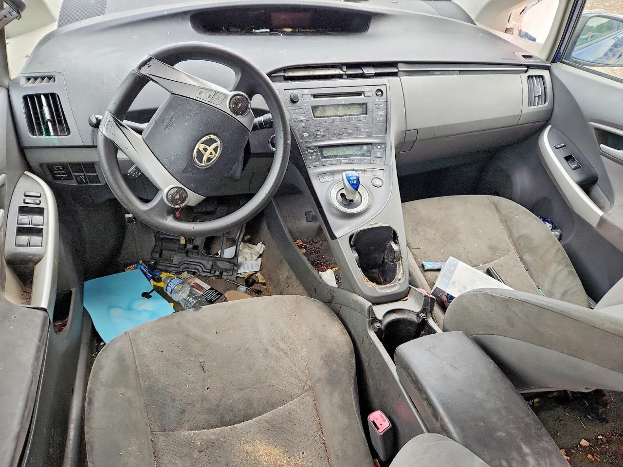 2010 TOYOTA PRIUS
