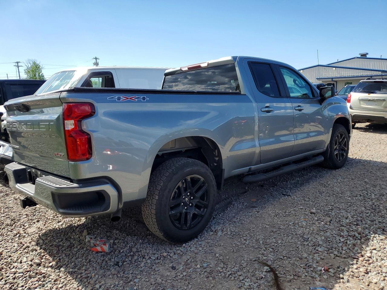 2026 CHEVROLET Silverado
