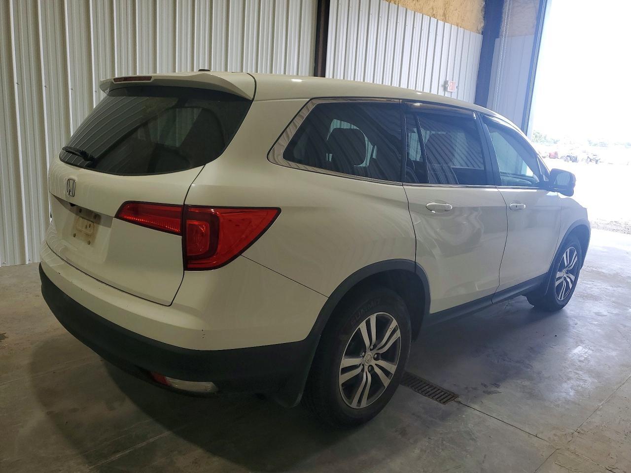 2017 HONDA PILOT