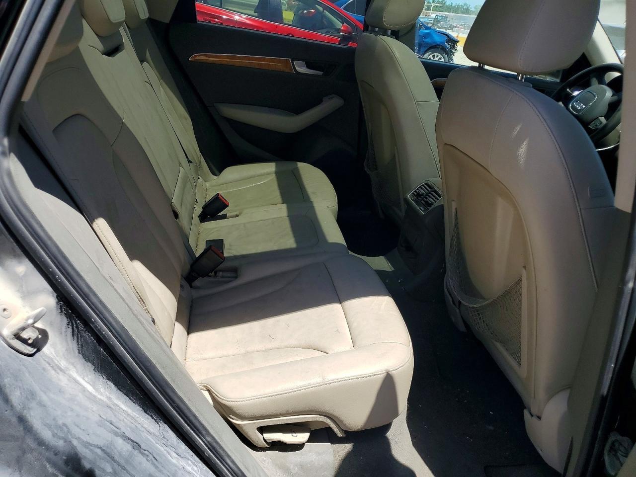 2009 AUDI Q5