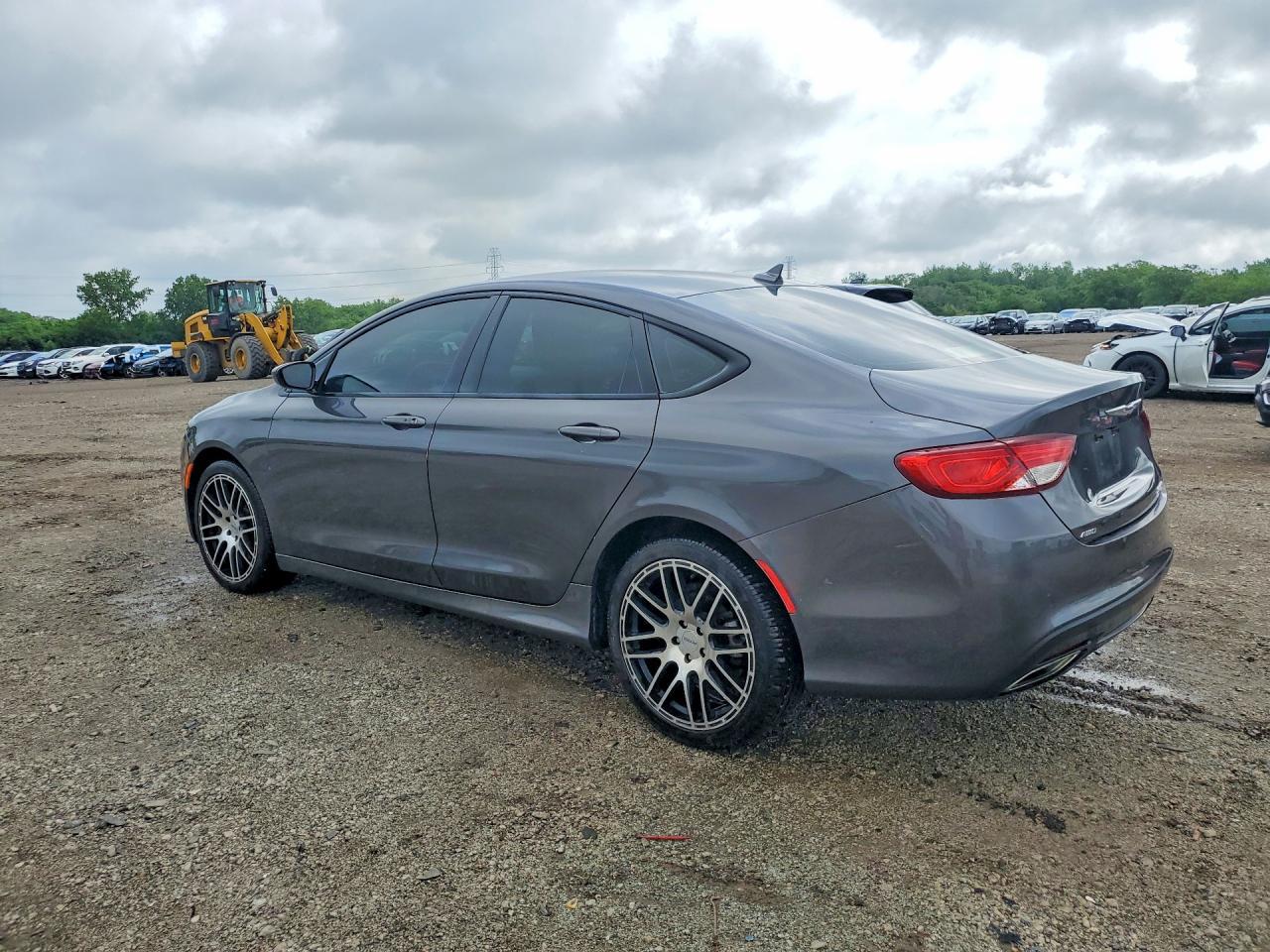 2015 CHRYSLER 200