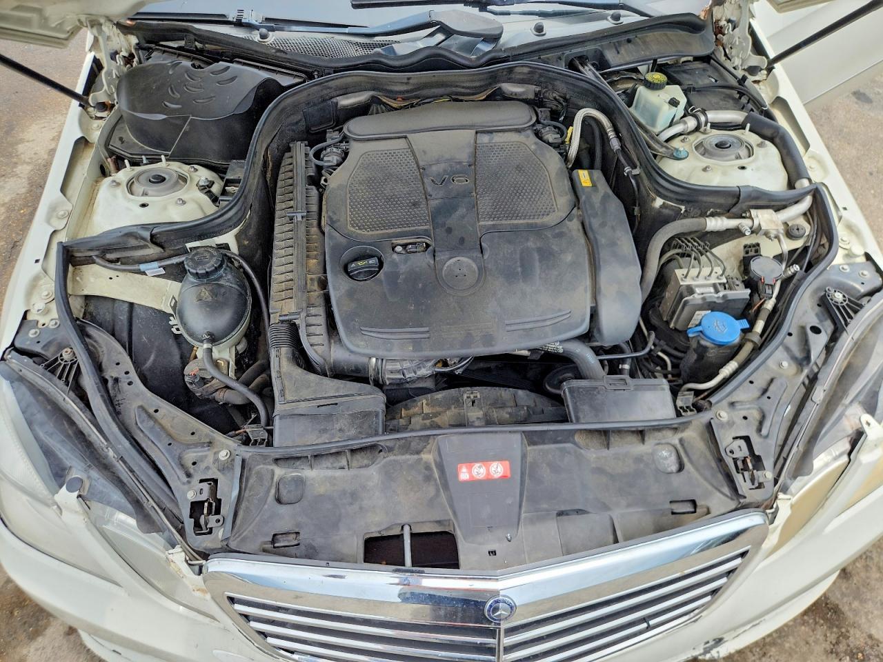 2012 MERCEDES-BENZ E-Class