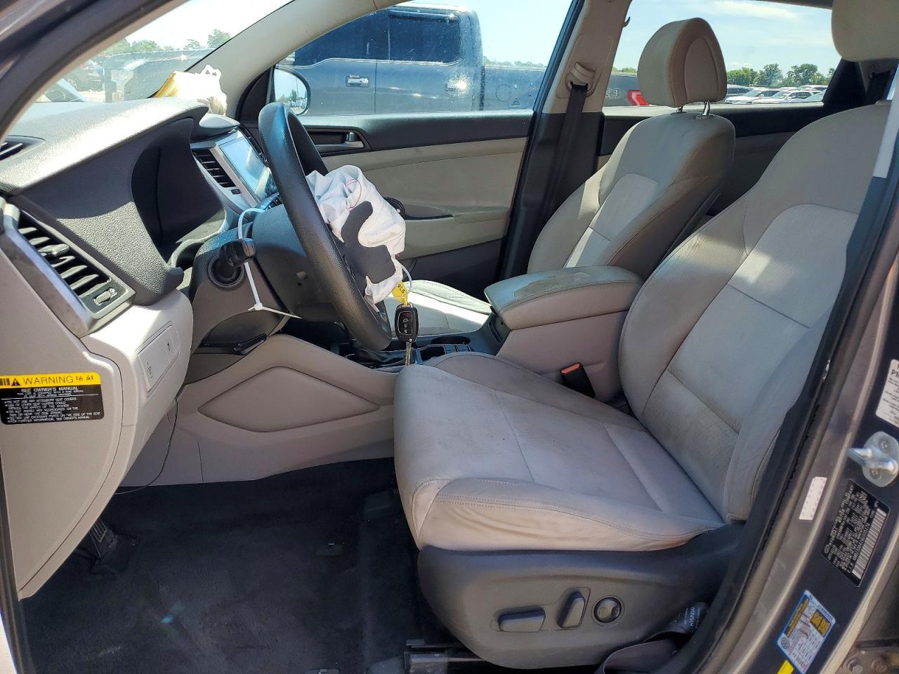 2016 HYUNDAI TUCSON