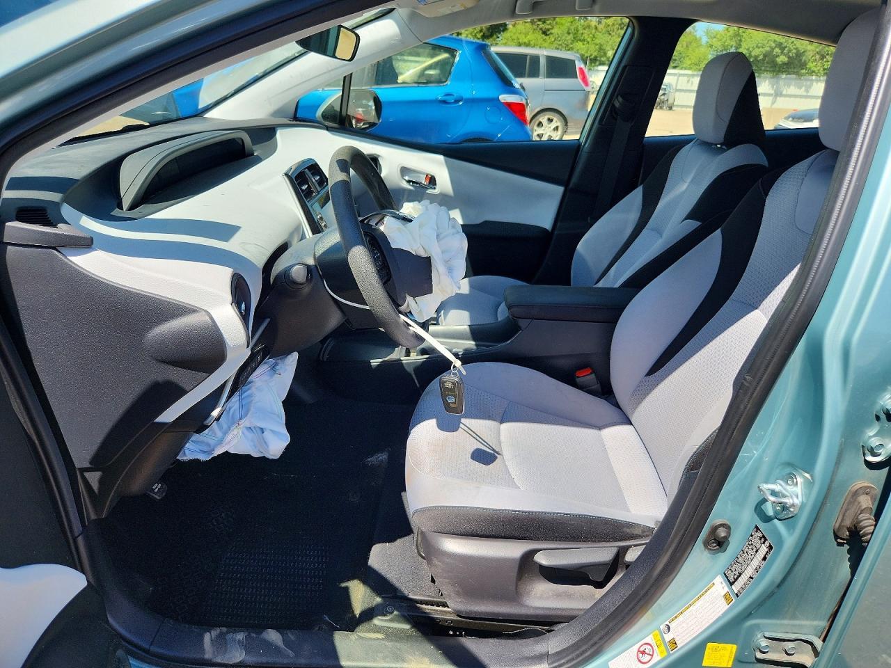 2021 TOYOTA PRIUS