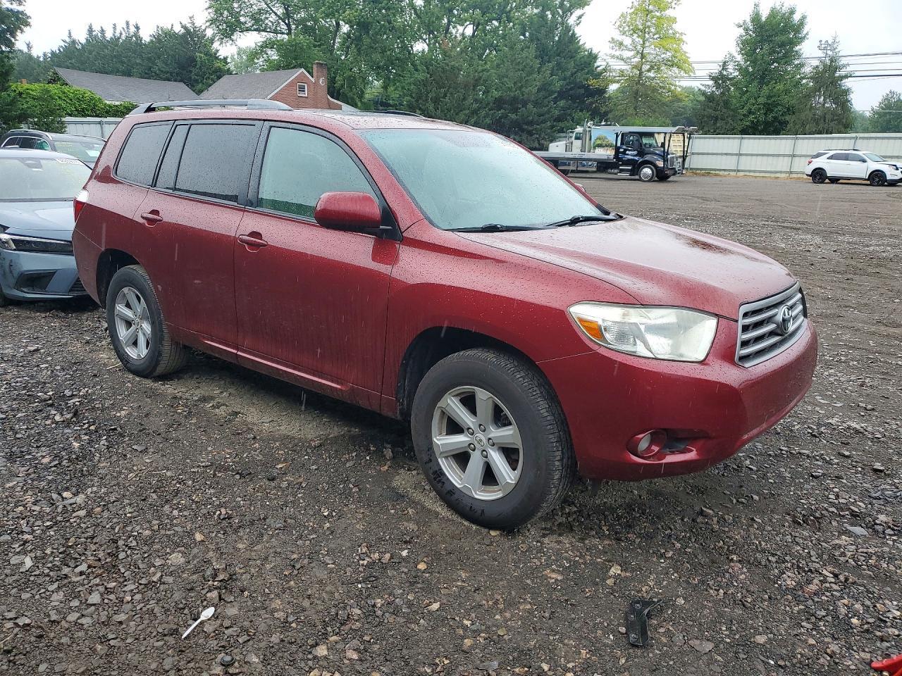 2010 TOYOTA HIGHLANDER