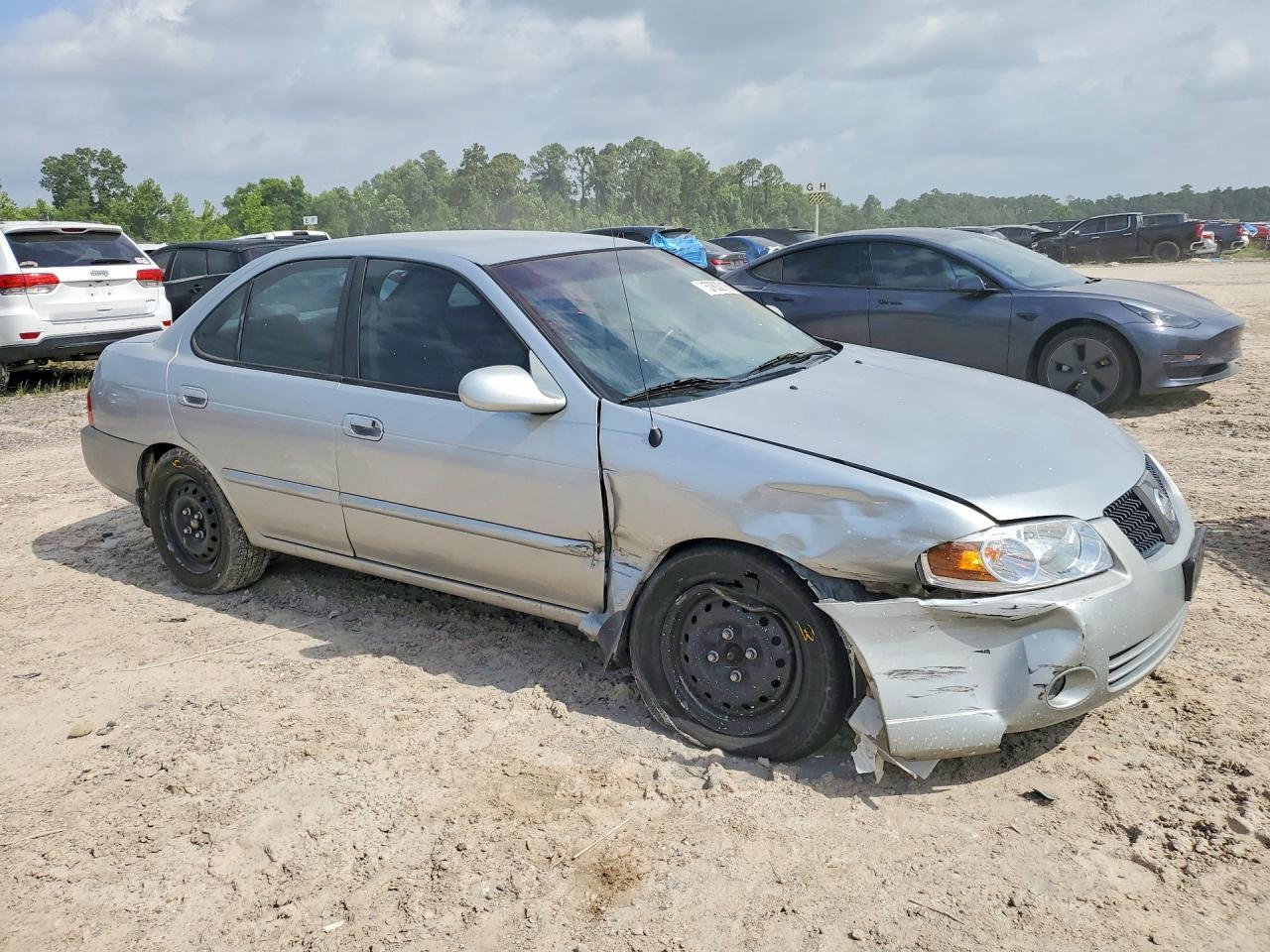 2004 NISSAN SENTRA