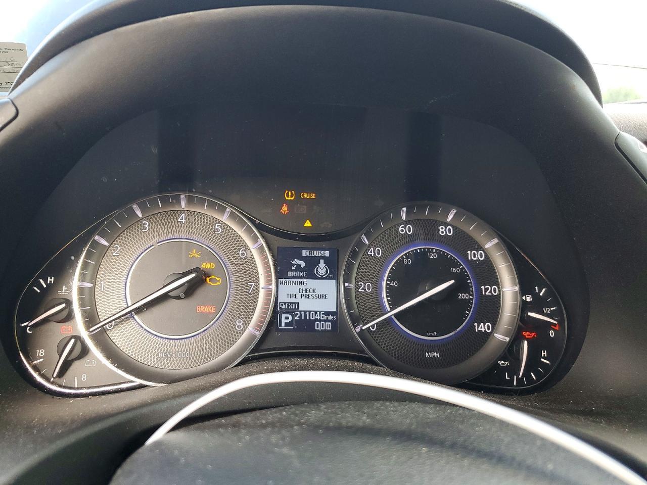 2016 INFINITI QX80