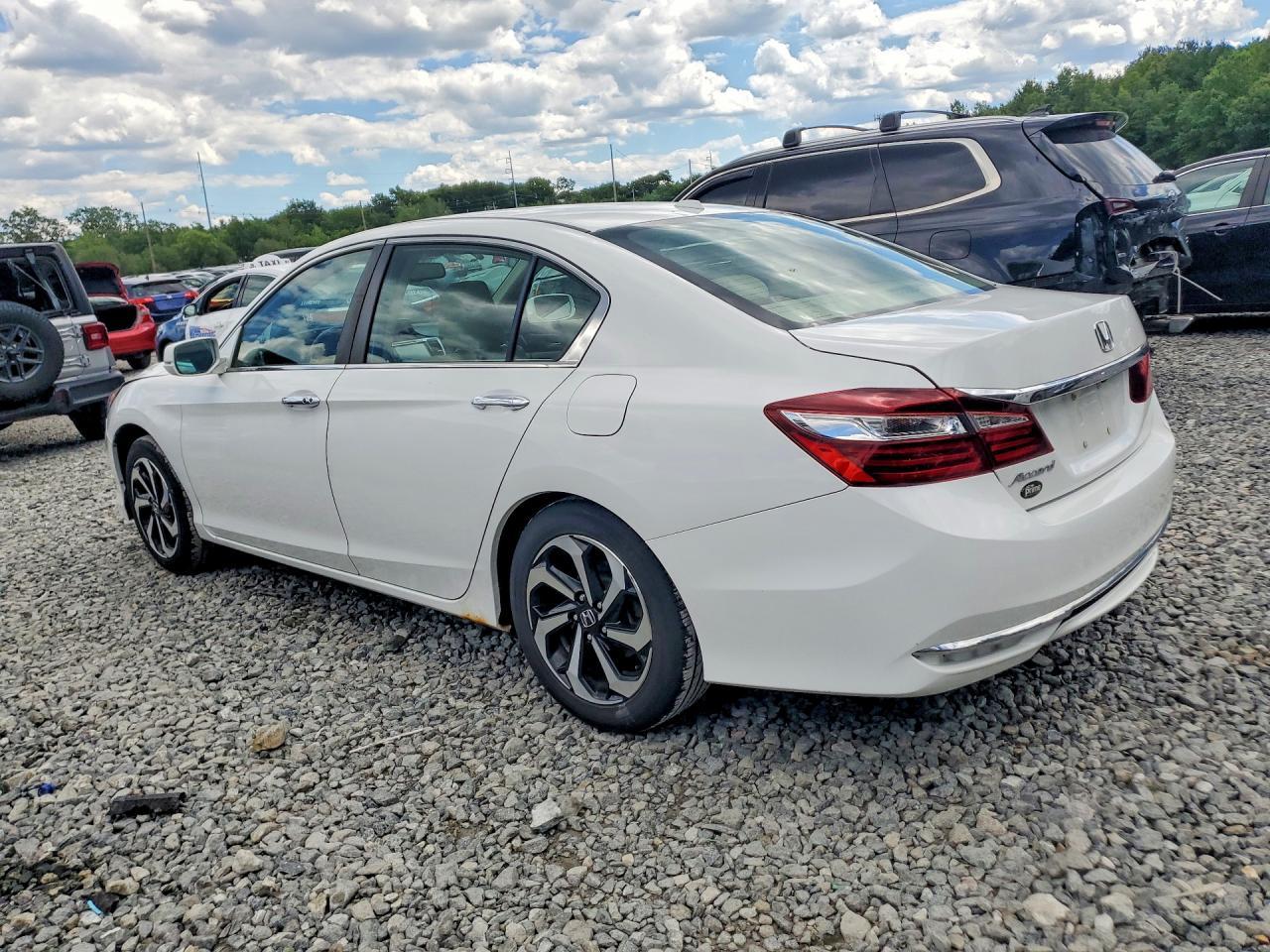 2017 HONDA ACCORD