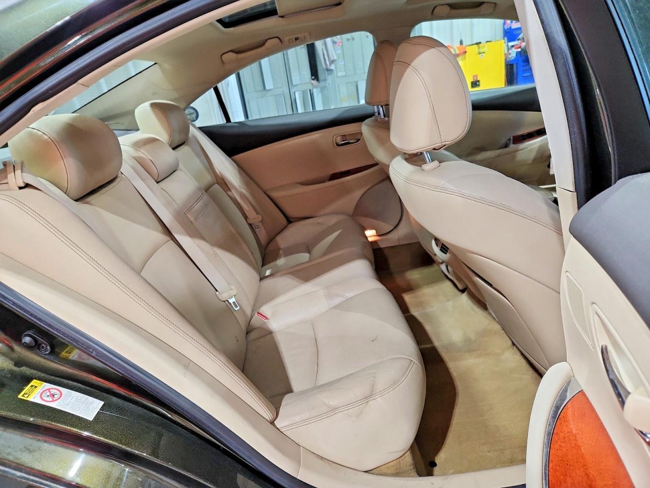2010 LEXUS ES 350