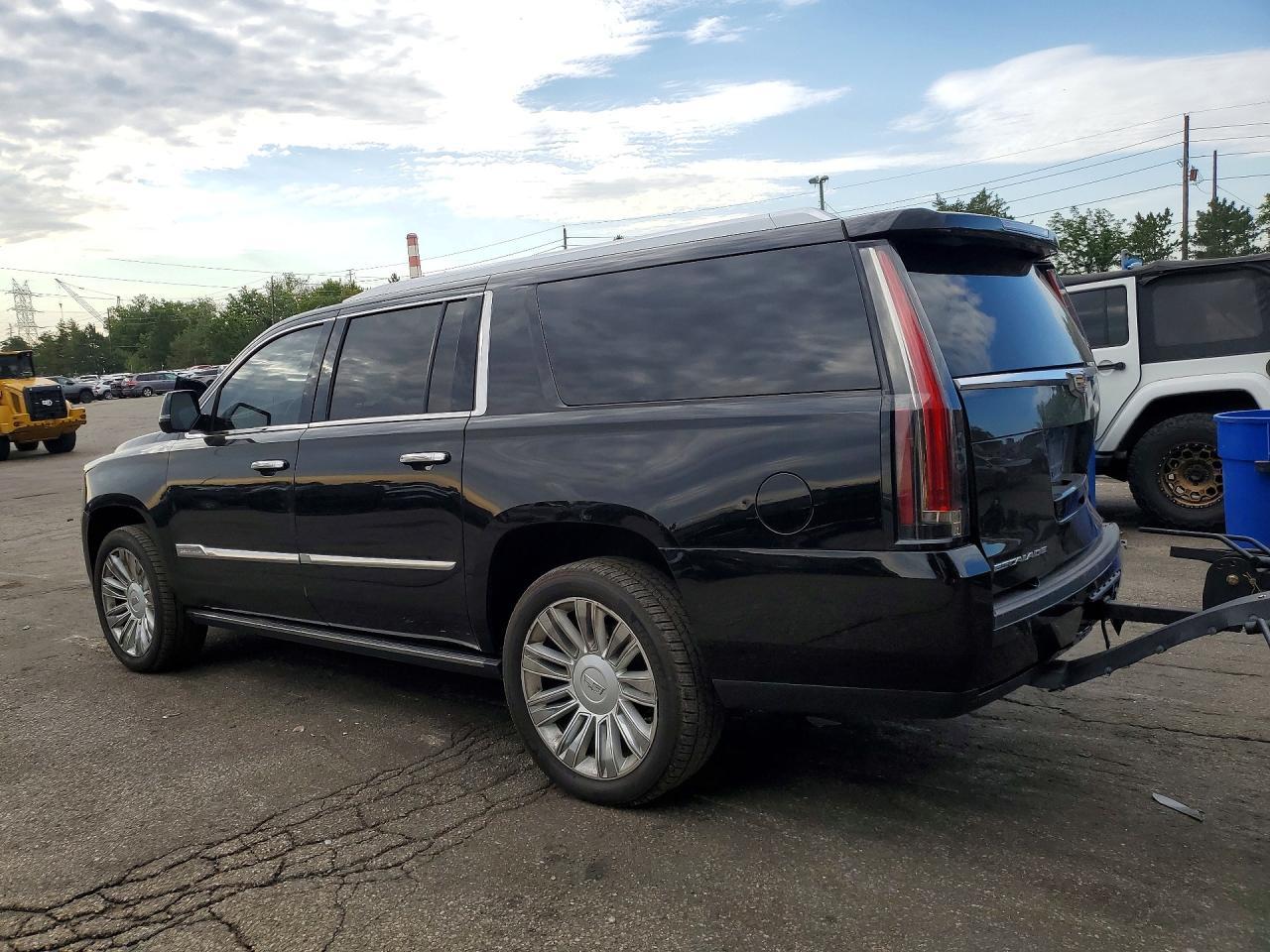 2016 CADILLAC Escalade ESV