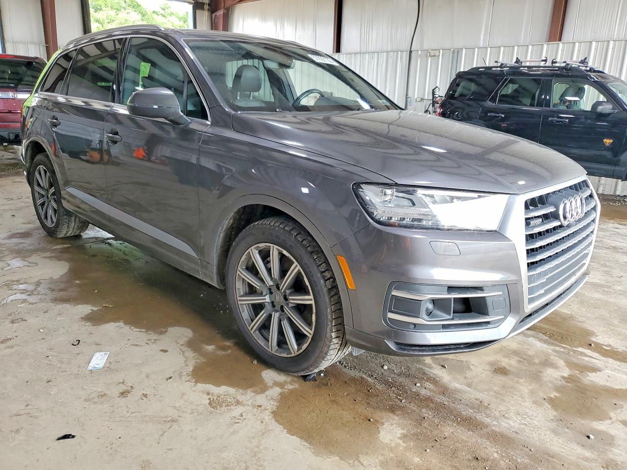 2018 AUDI Q7