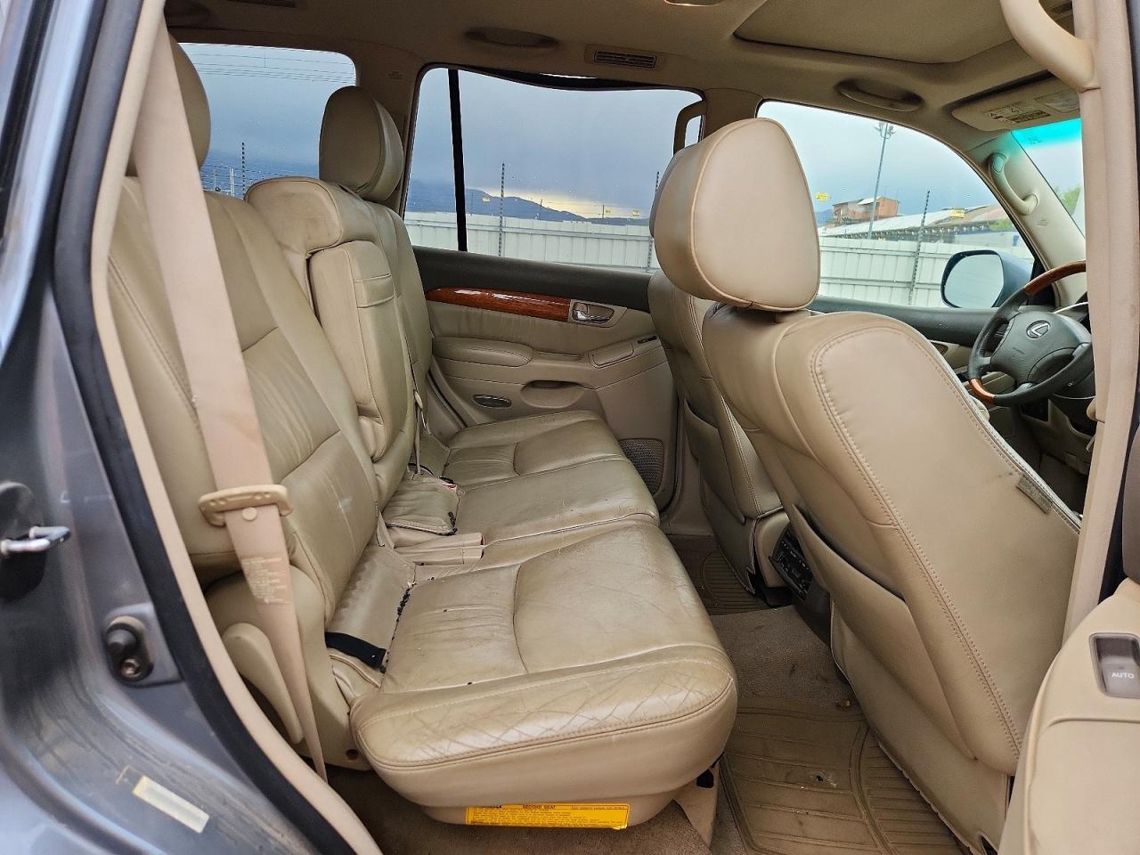 2004 LEXUS Gx 470