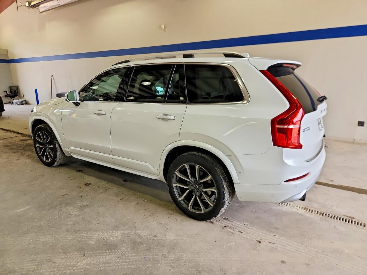 2018 VOLVO XC90