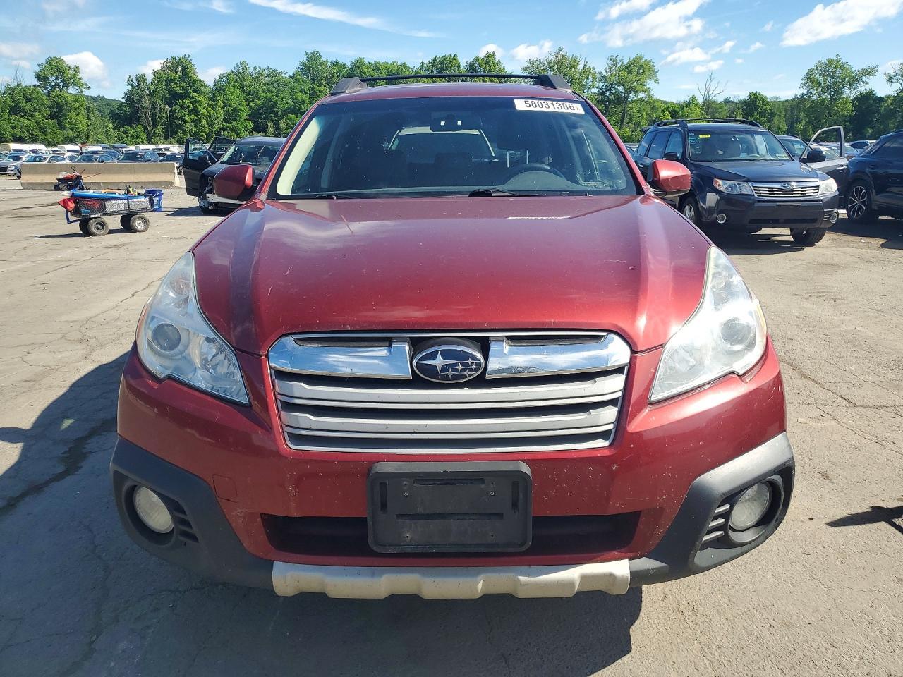 2014 SUBARU Outback