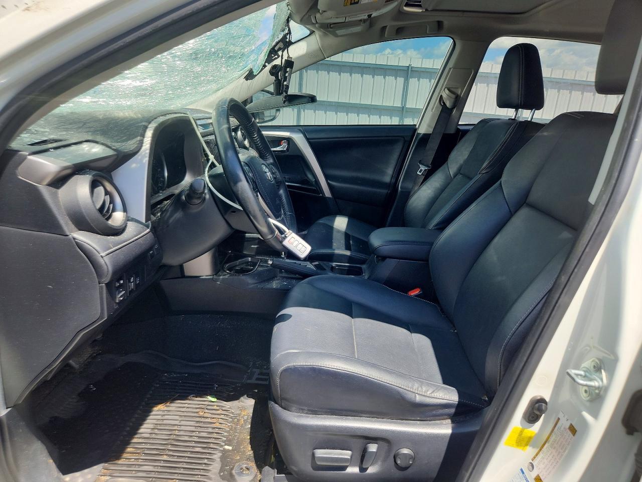 2017 TOYOTA RAV4