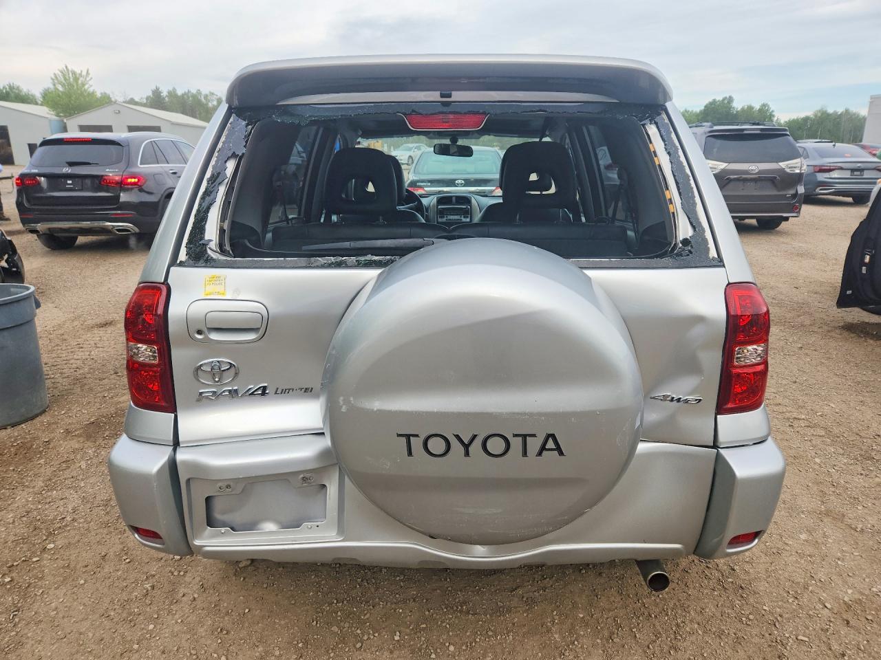 2004 TOYOTA RAV4