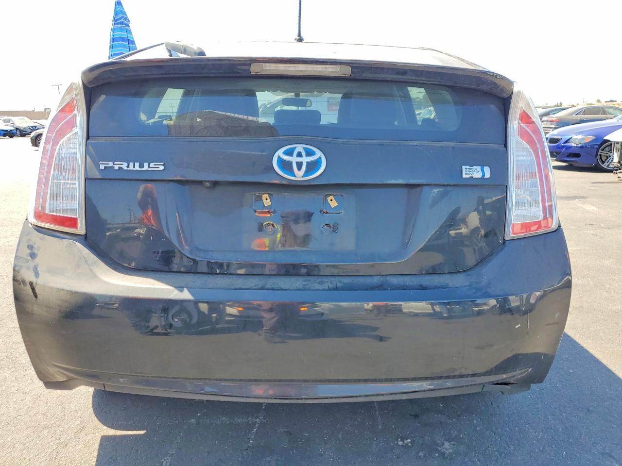 2015 TOYOTA PRIUS