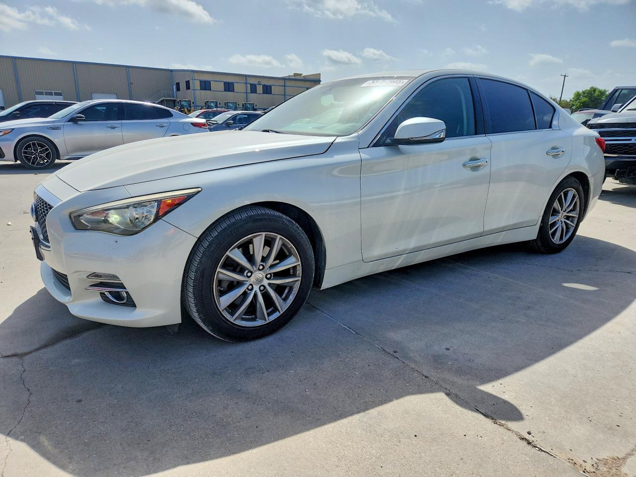 2017 INFINITI Q50