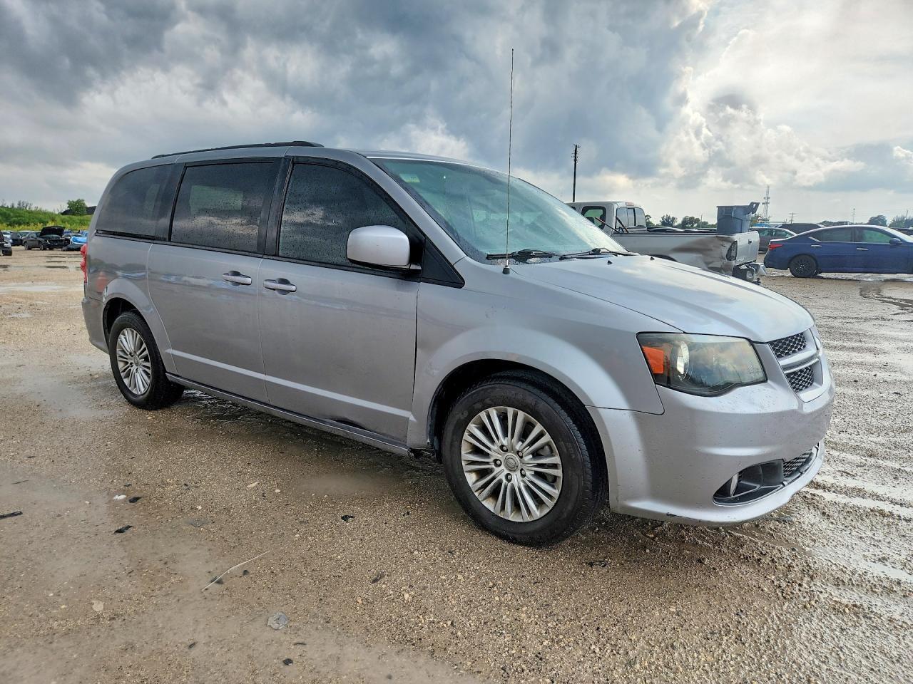 2018 DODGE GRAND CARAVAN