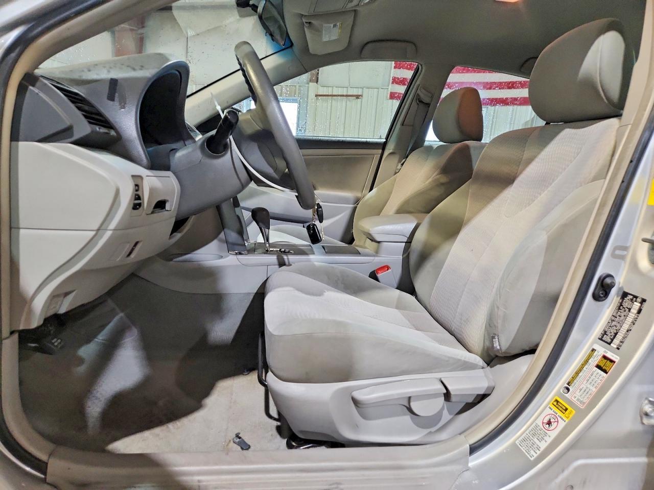 2011 TOYOTA CAMRY