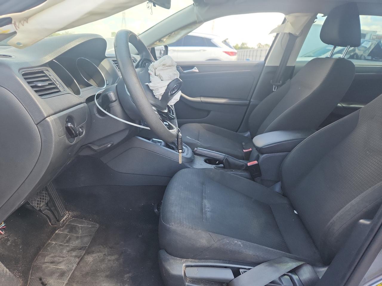 2016 VOLKSWAGEN JETTA