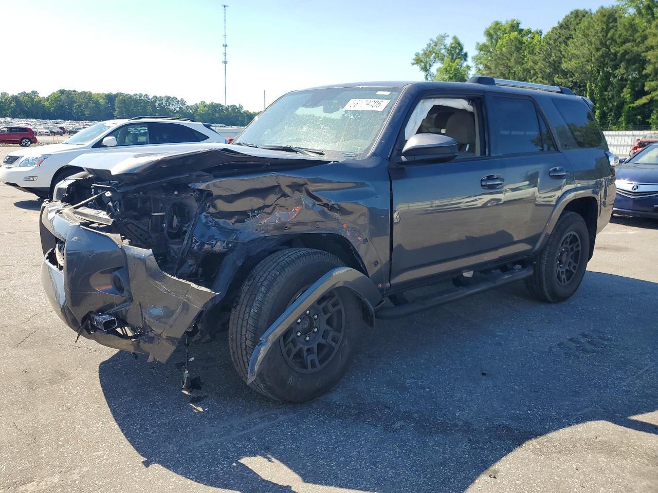 2022 TOYOTA 4Runner