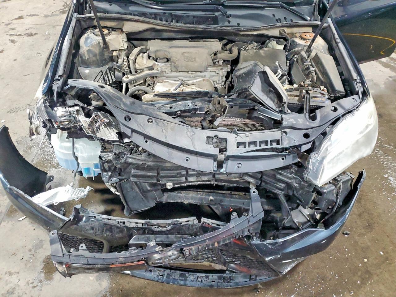 2016 TOYOTA CAMRY