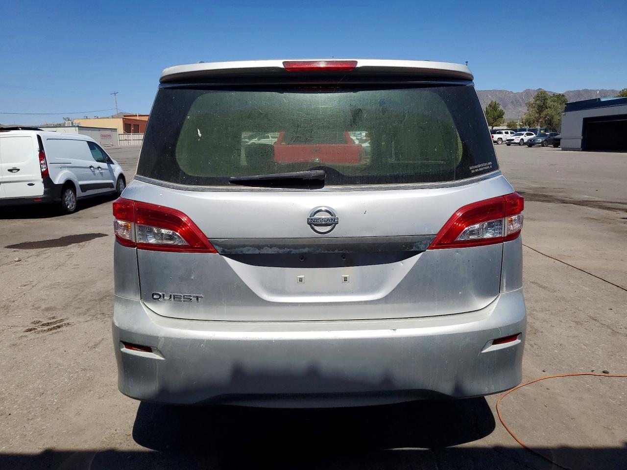 2014 NISSAN Quest