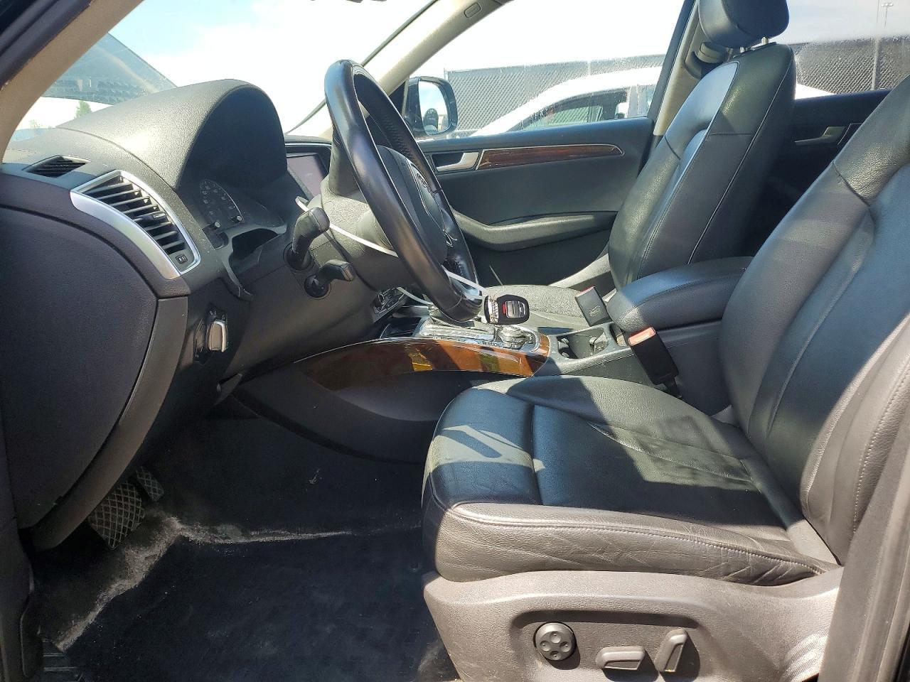 2012 AUDI Q5
