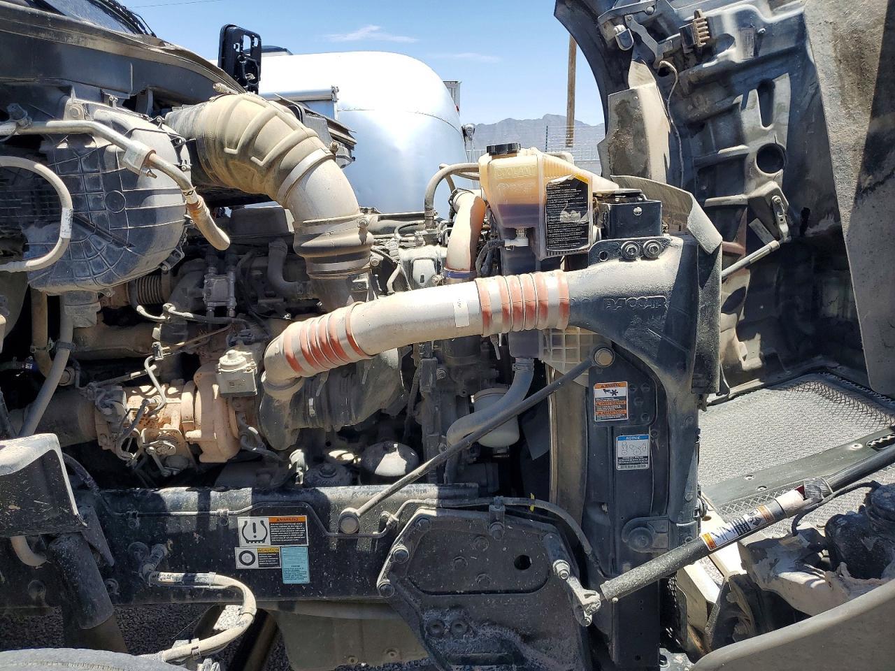 2019 KENWORTH T880
