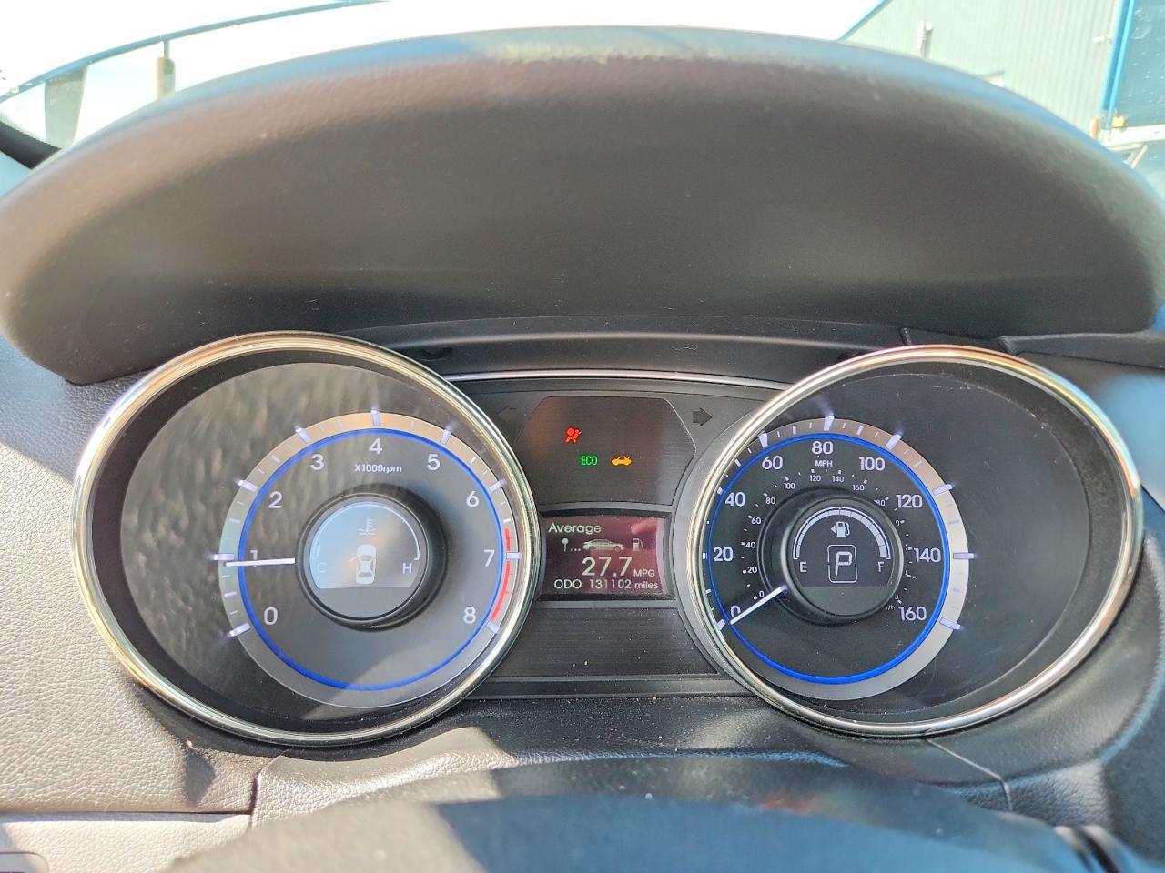 2011 HYUNDAI SONATA