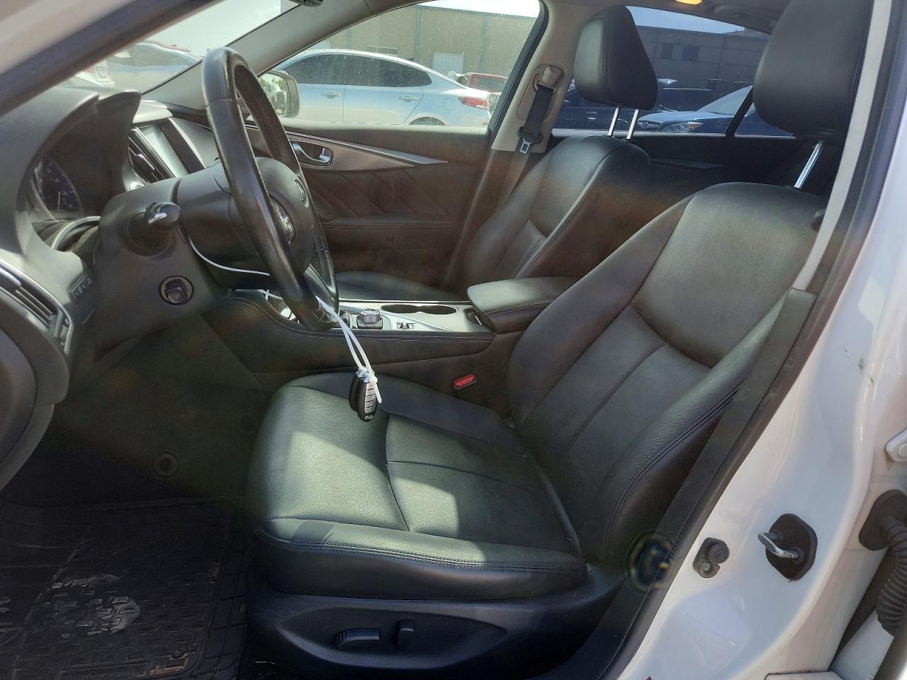 2017 INFINITI Q50