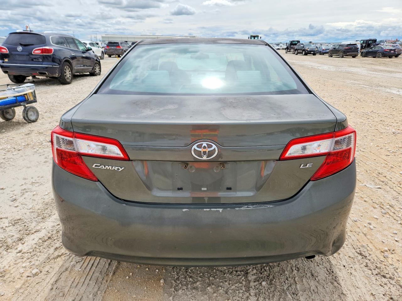 2012 TOYOTA CAMRY