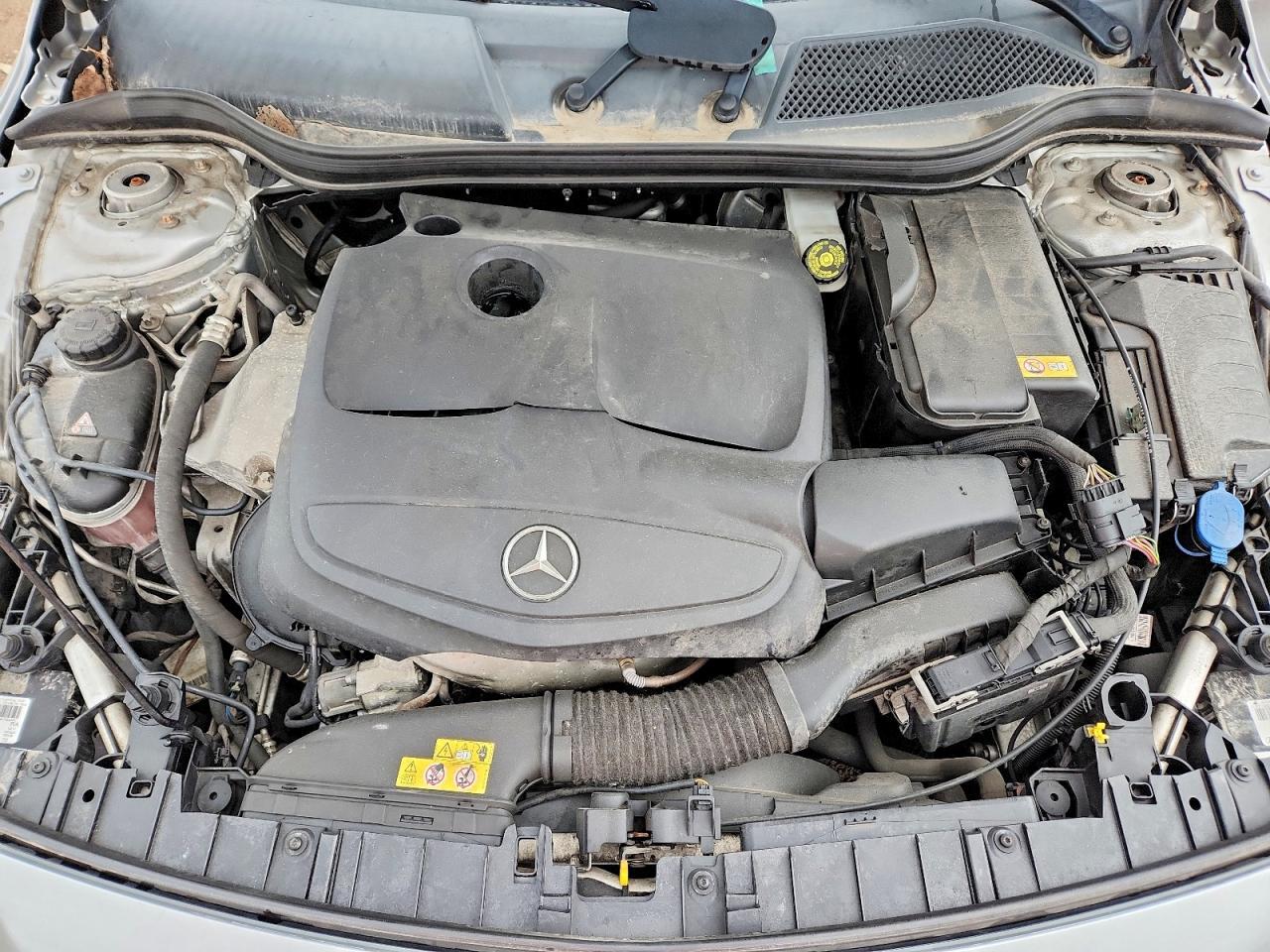 2016 MERCEDES-BENZ GLA-Class
