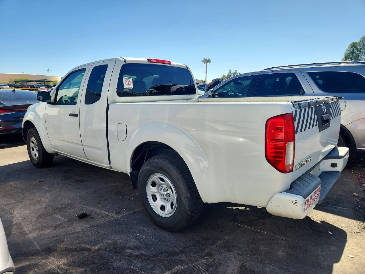 2017 NISSAN Frontier