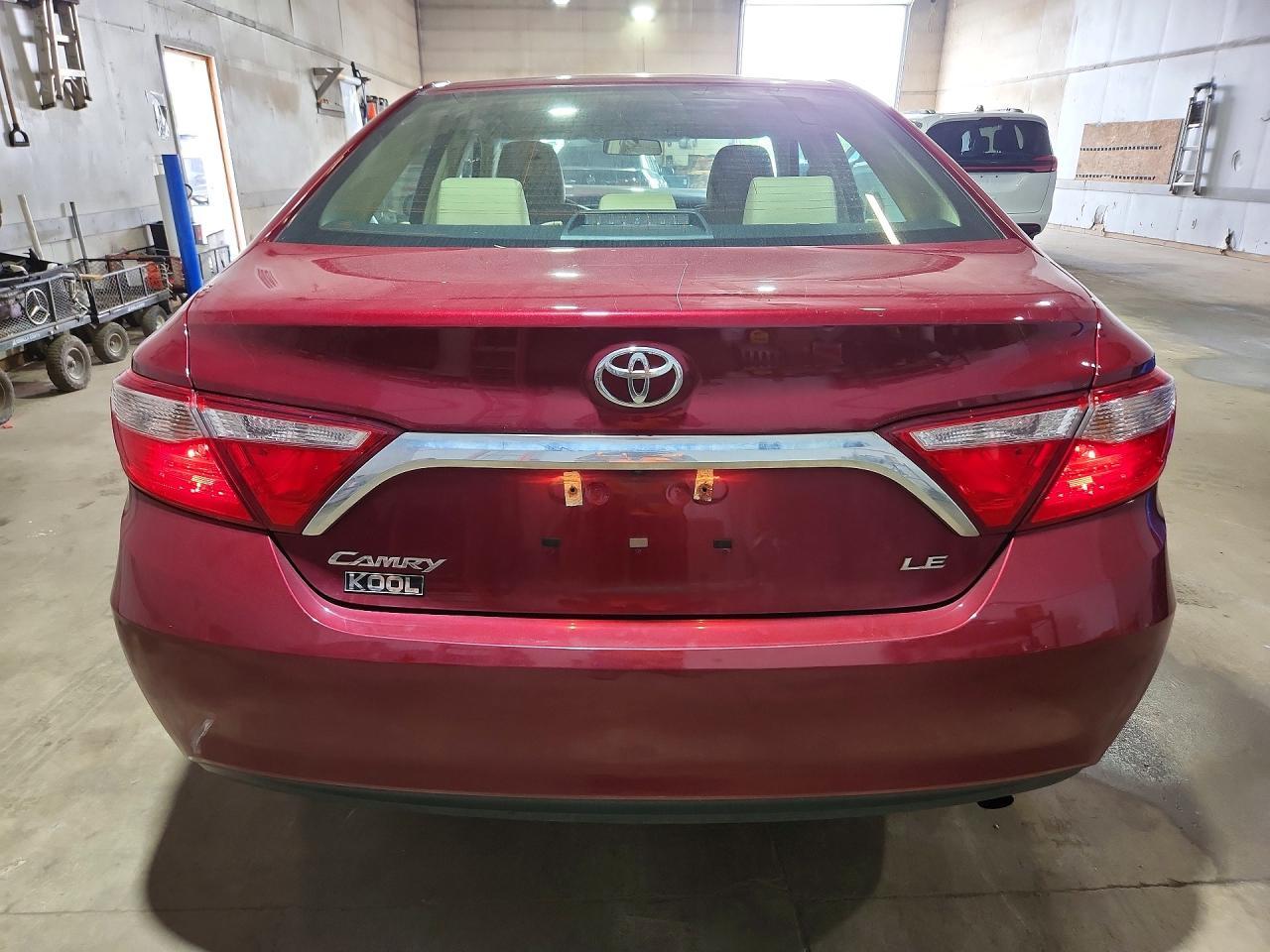 2017 TOYOTA CAMRY