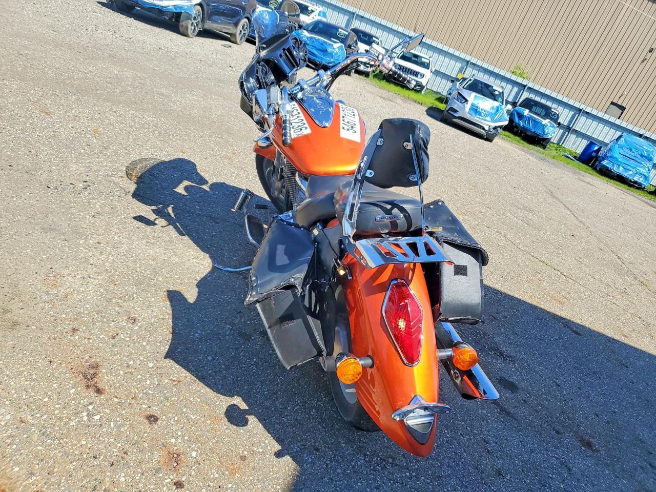 2002 HONDA VTX1800