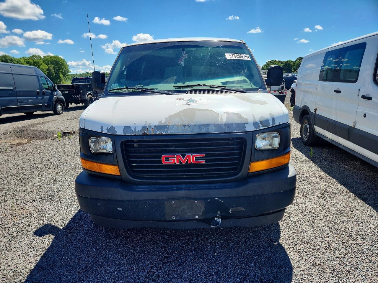 2017 GMC Savana