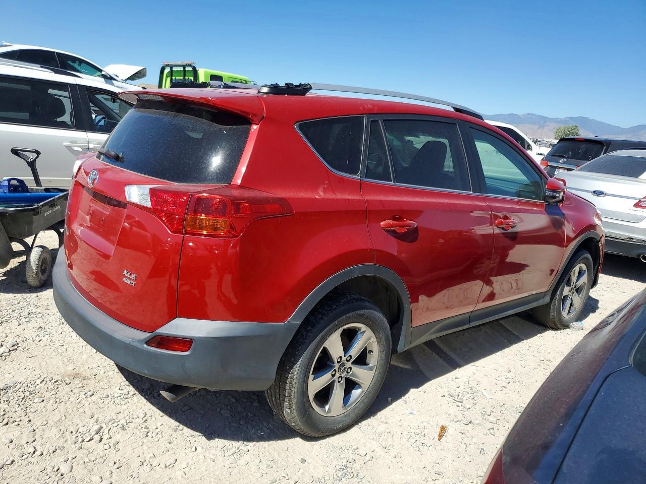2015 TOYOTA RAV4
