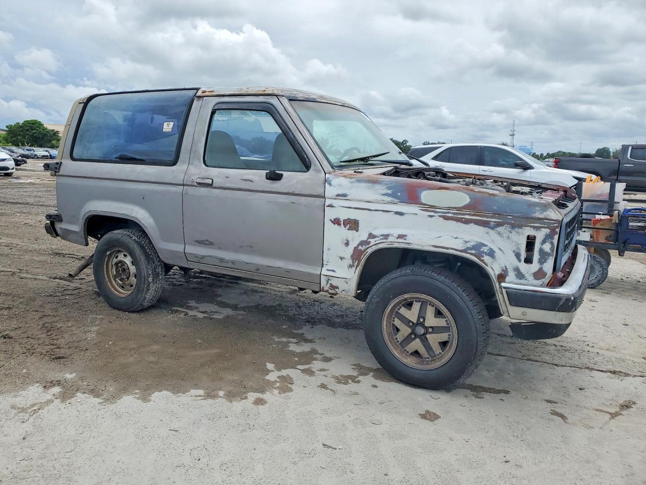 1989 FORD Bronco