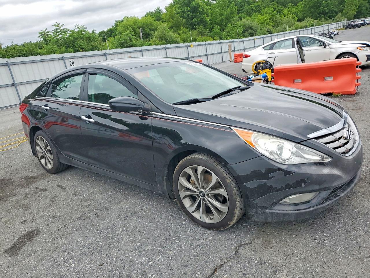 2013 HYUNDAI SONATA
