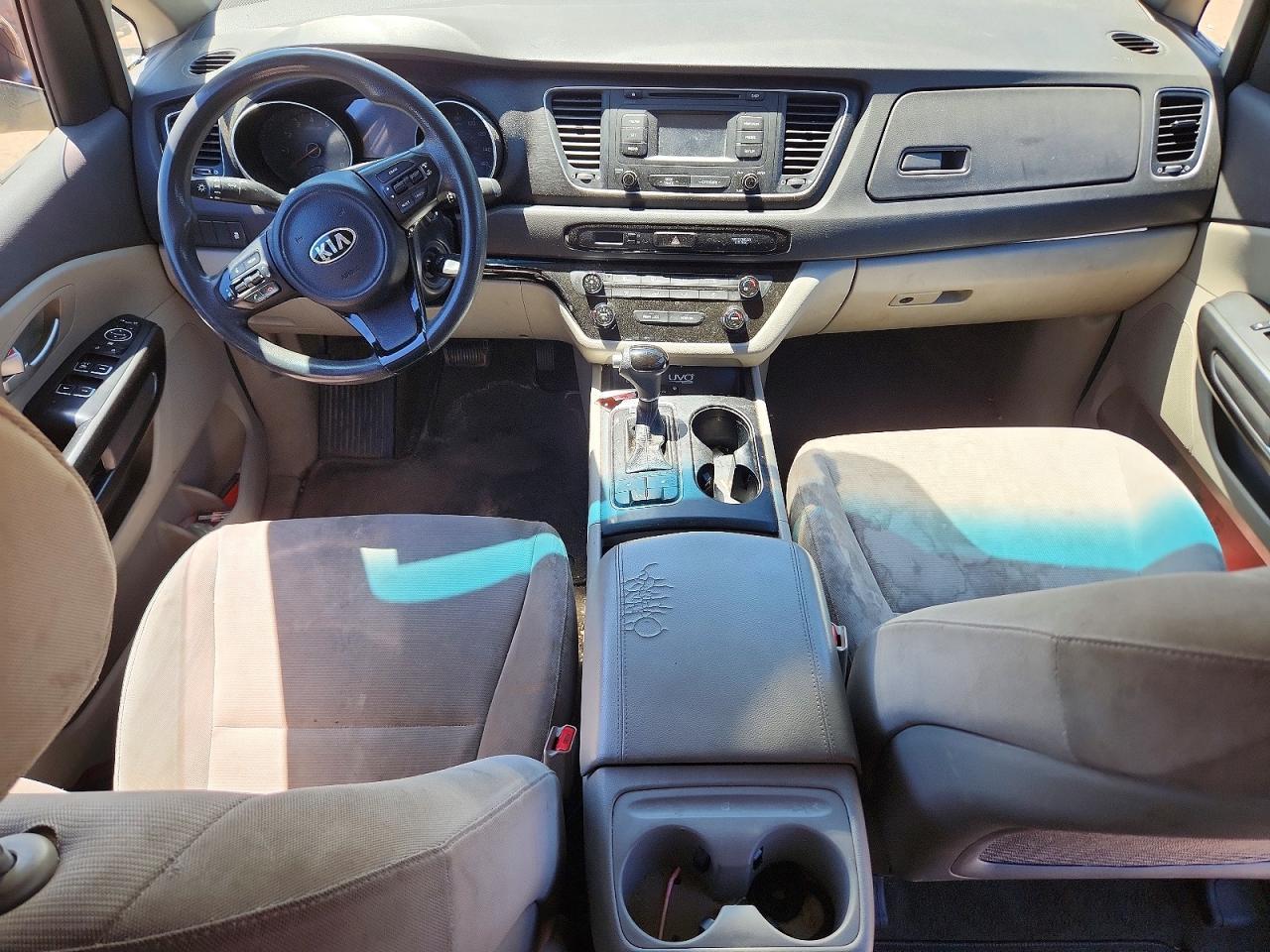 2015 KIA SEDONA