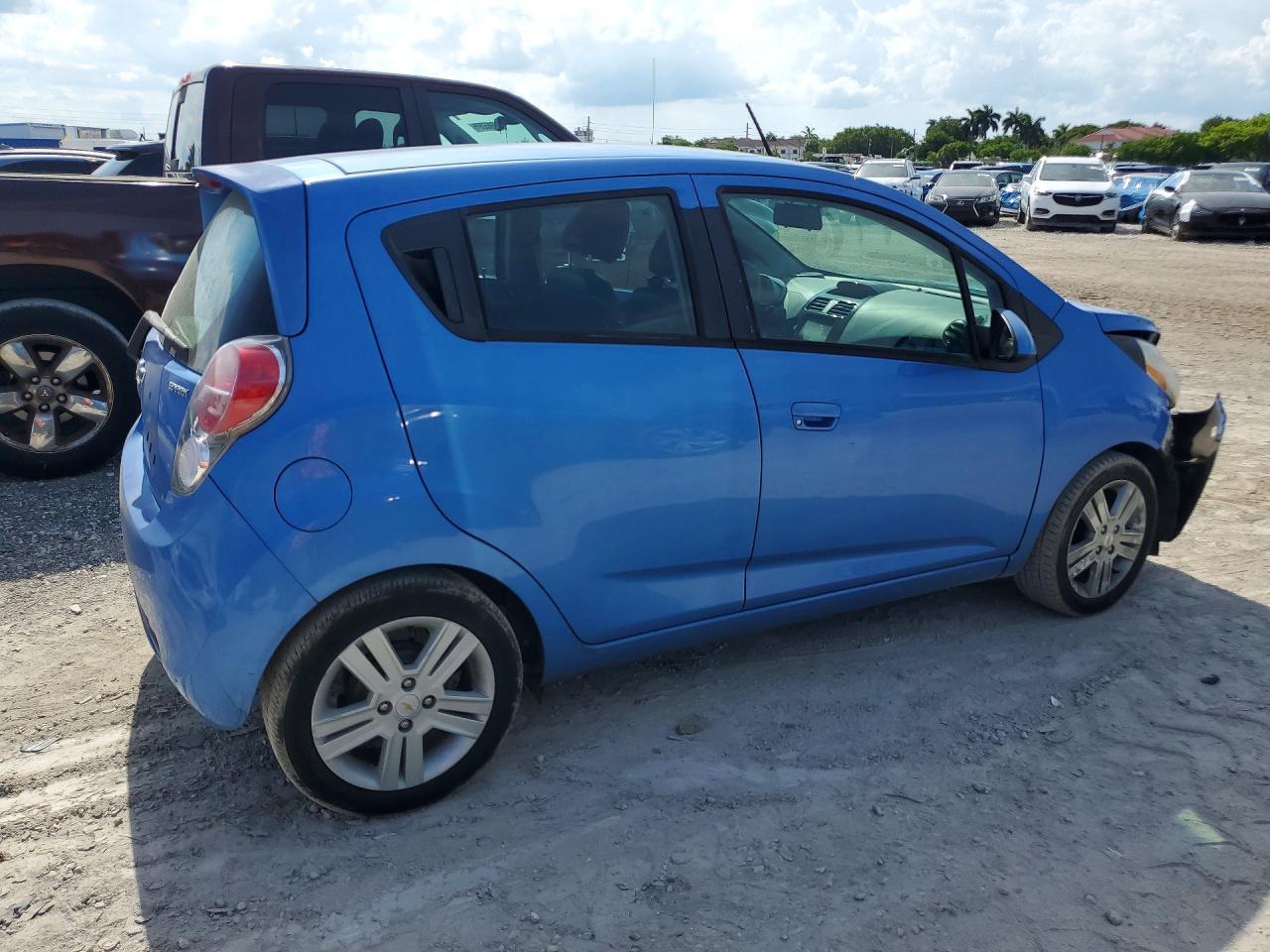 2014 CHEVROLET Spark