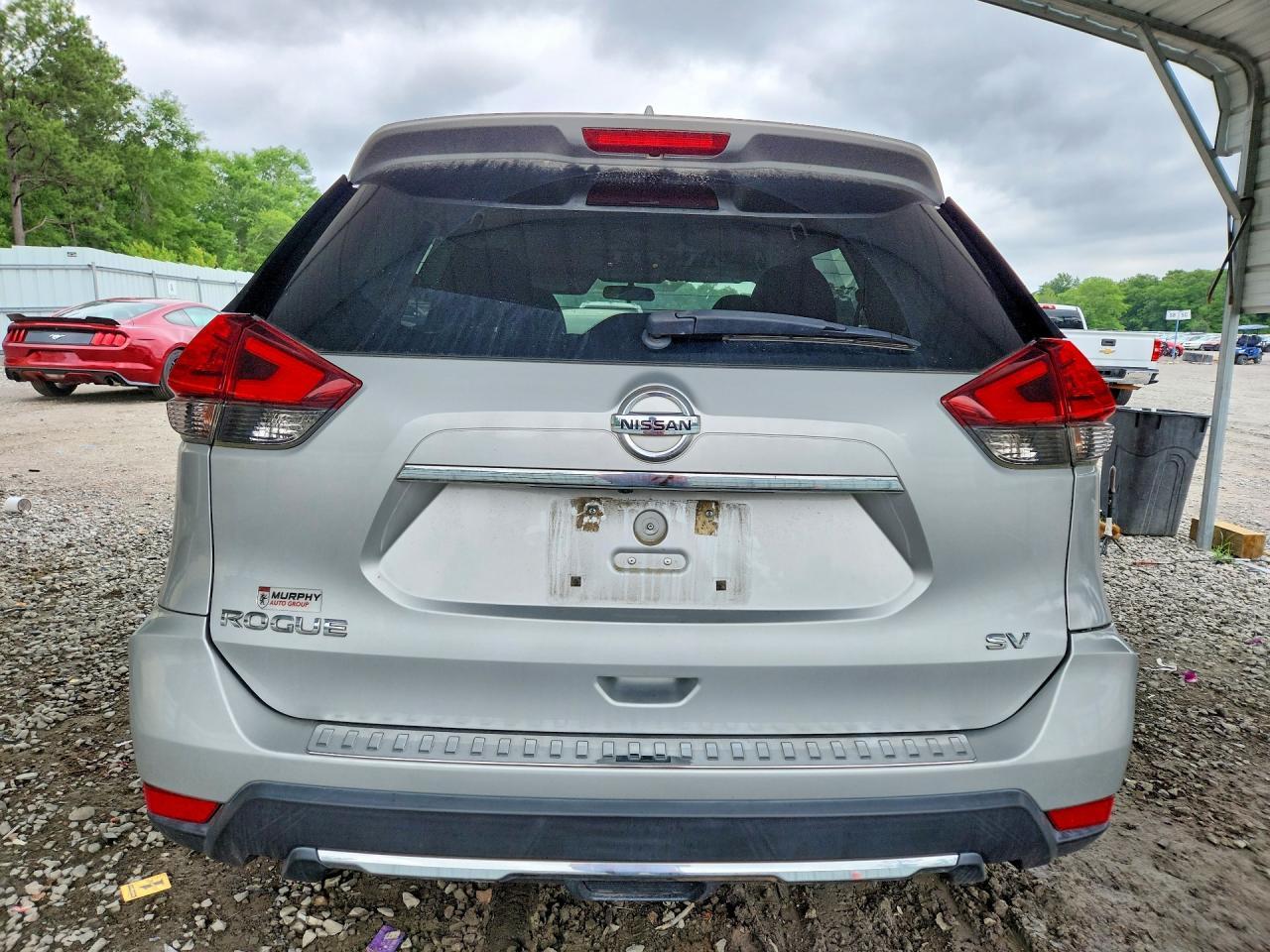 2017 NISSAN ROGUE
