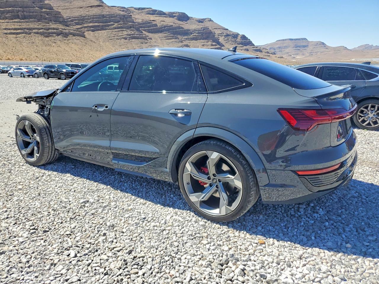 2024 AUDI SQ8
