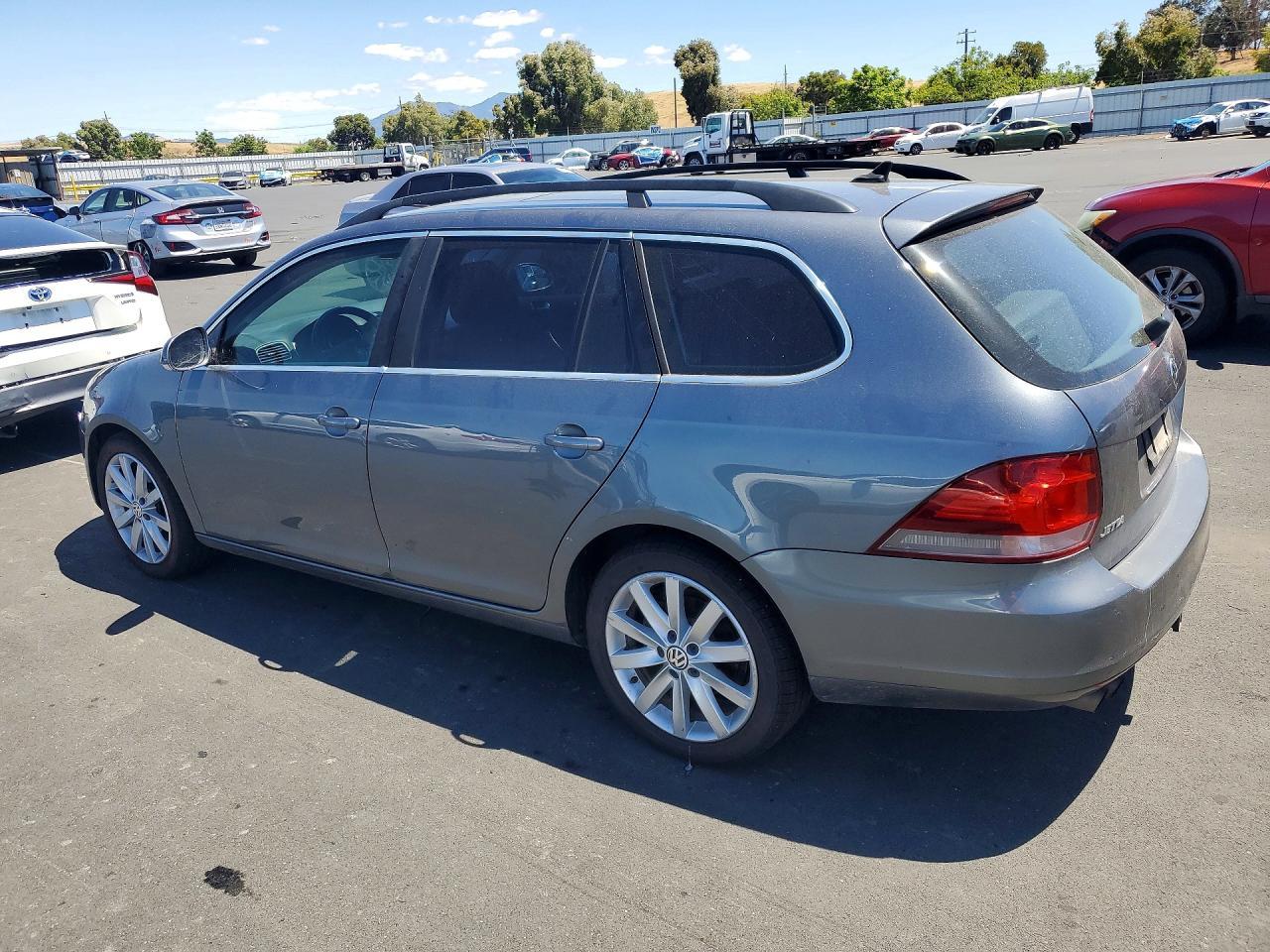 2013 VOLKSWAGEN JETTA