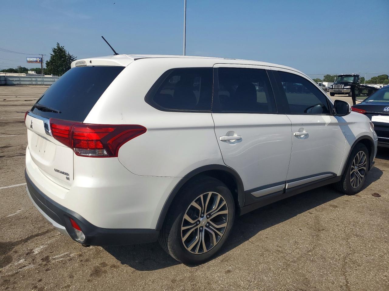 2016 MITSUBISHI outlander
