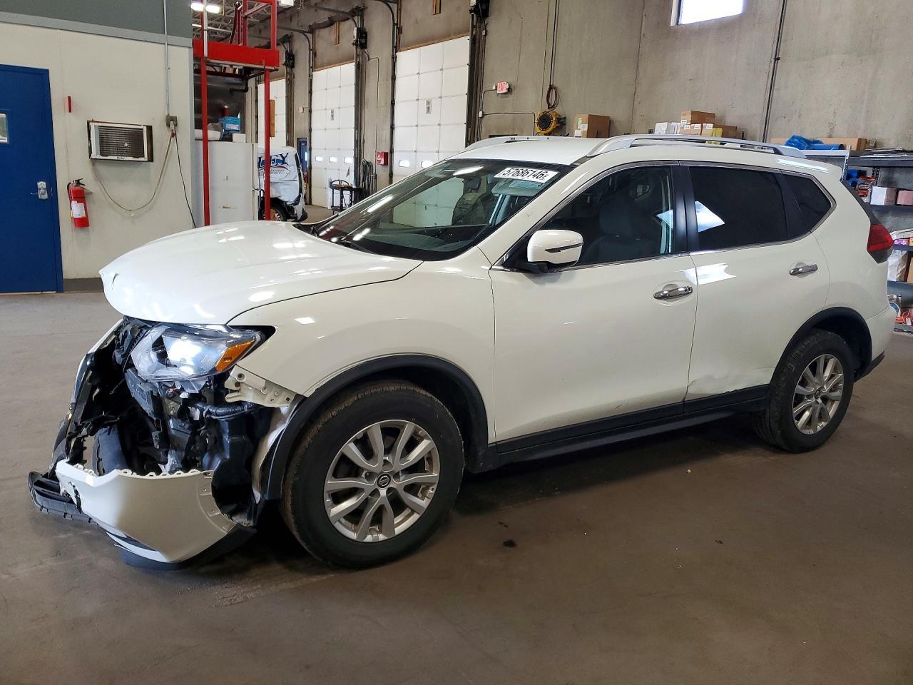 2017 NISSAN ROGUE