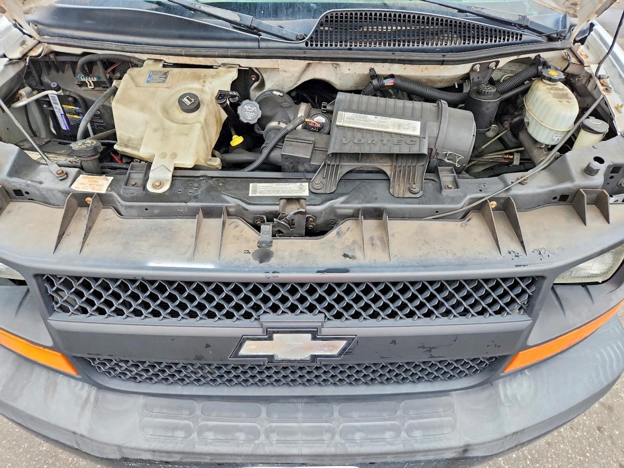 2005 CHEVROLET EXPRESS 2500